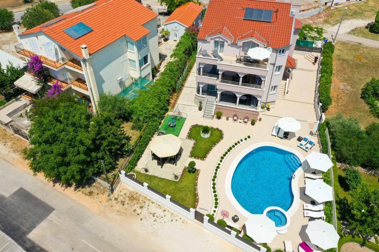Apartments Tony Weißenburg Exterior foto